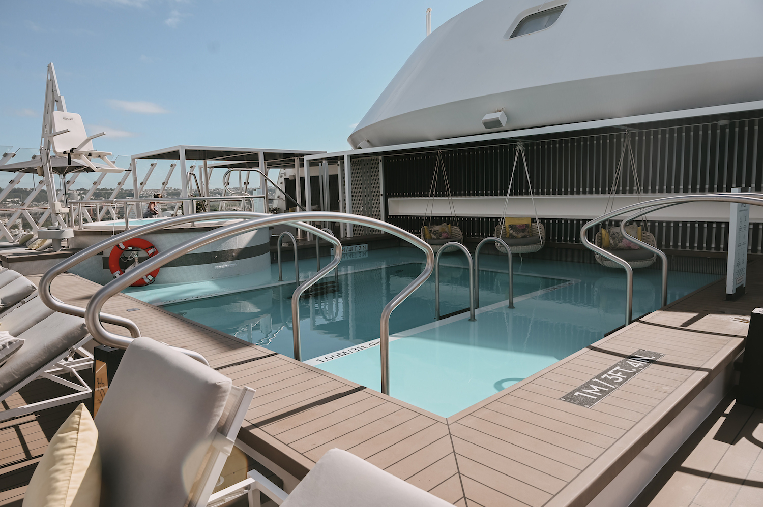 Retreat Sun deck, Celebrity Apex 